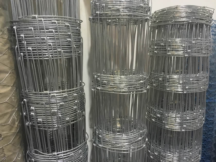Hot dip wire fence - hinged field fence rolls