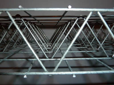 The top view of 3D panel: two sheets of welded wire mesh panel are joined together.
