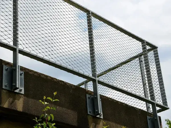 Stainless maille de câble en acier pour la protection contre les chutes inprojet de rénovation.