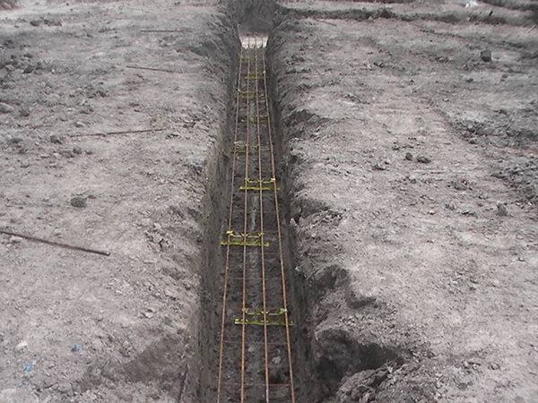 Trench mesh in the bottom of the footing