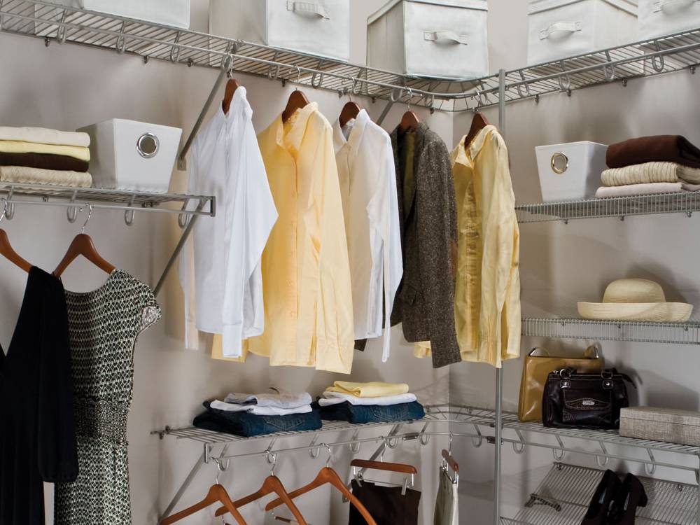 The wire shelving are installed in the wardrobe.